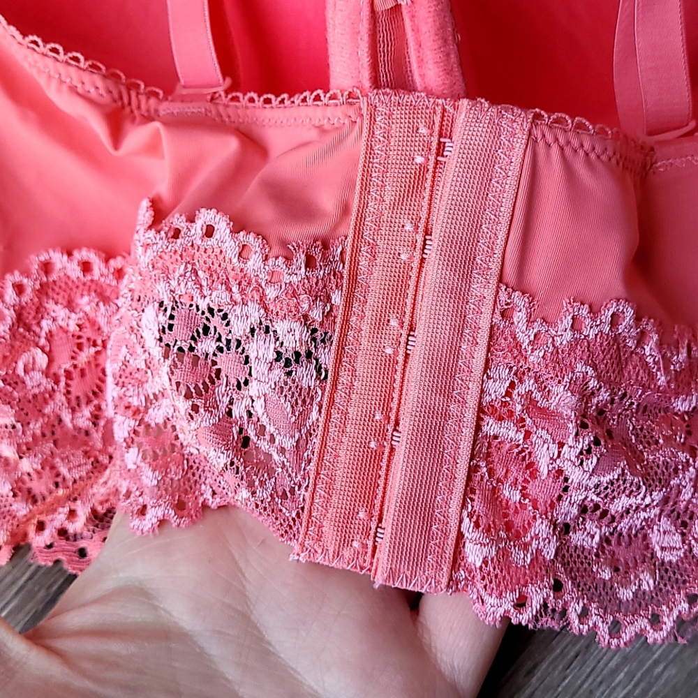 Lace bra - Picture 5 of 7